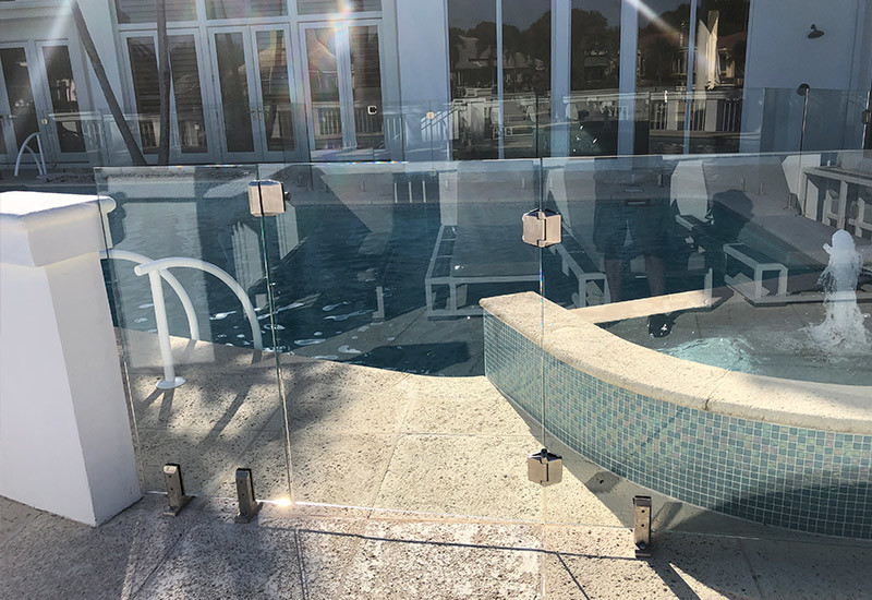 glass pool fencing benefits