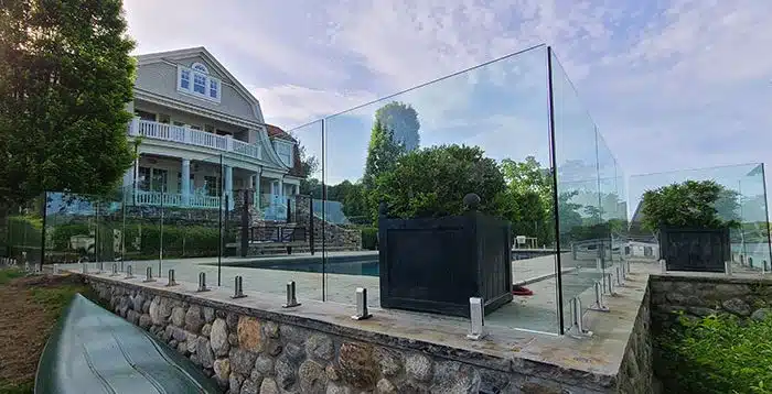 , Tennessee Glass Pool Fence